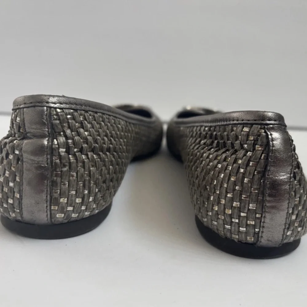 Tory Burch flats Shoes size 9.5 Ballet Slip Ons Gray Silver